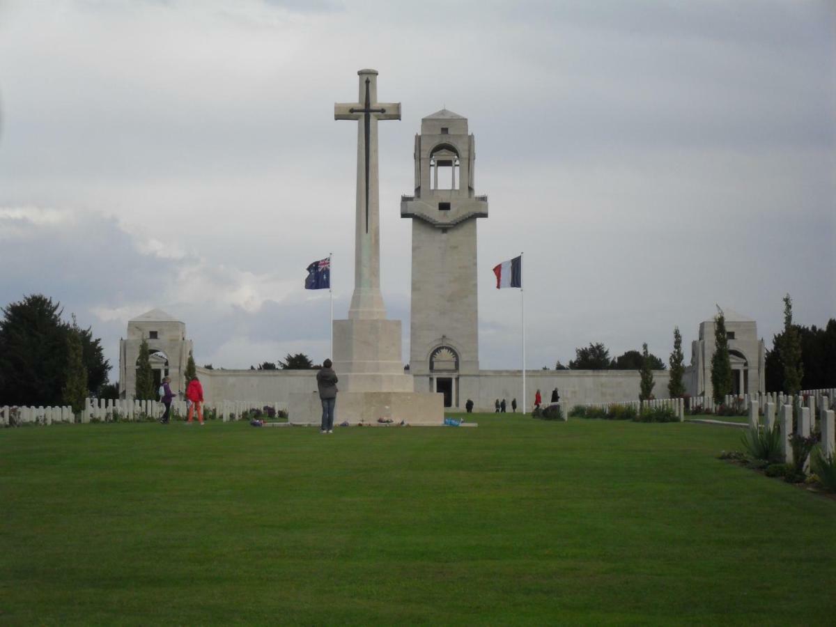 Le Gite De Beatrice Et Laurent Lägenhet Villers-Bretonneux Exteriör bild